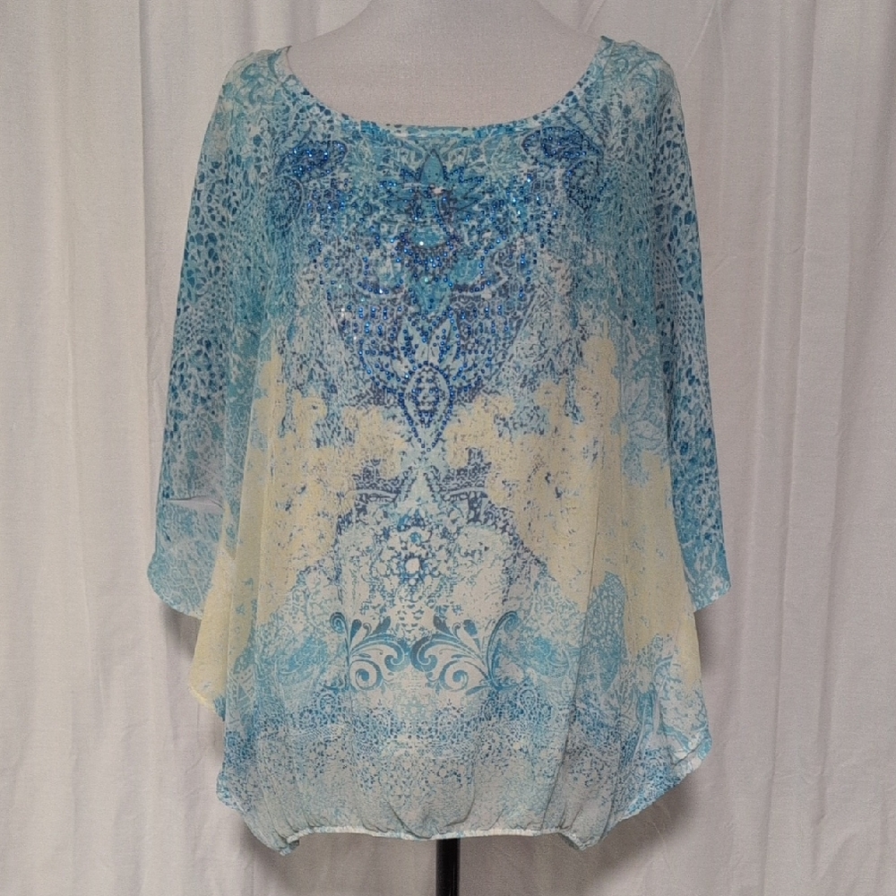 Reba Blue and Cream Graphic 3/4 Sleeve Blouse